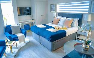 Catharine House by condokeeper