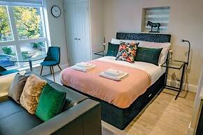 Catharine House by condokeeper