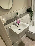 Catharine House by condokeeper