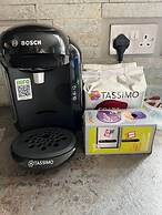 Luxury 3 Bedroom Penthouse w Massive Roof Terrace