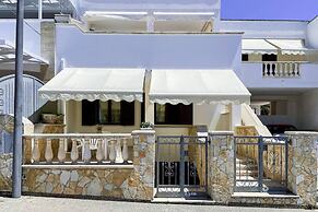 Beautiful 2-bed Apartment in Marina di Mancaversa