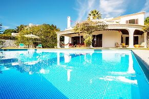 Villa Atlas
