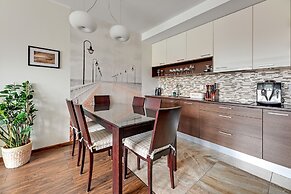 Lion Apartments - Parkur 2