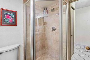 Aloha Kamaole Steps from Sand in Maui