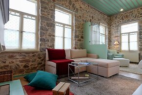 KIRIAKI GUESTHOUSE & SUITES