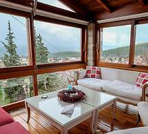 KIRIAKI GUESTHOUSE & SUITES