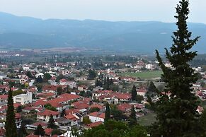 KIRIAKI GUESTHOUSE & SUITES