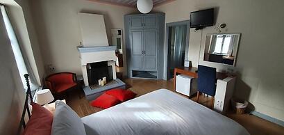 KIRIAKI GUESTHOUSE & SUITES