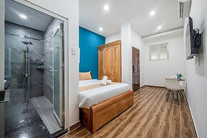 Cozrum Homes - Retro House