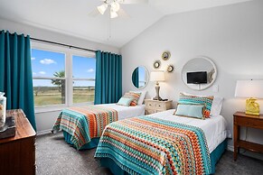 Birds I View - The Villas C4