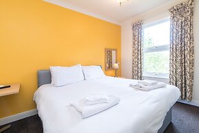 The Linden Leaf Rooms - Classy Studios