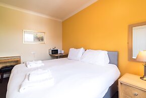 The Linden Leaf Rooms - Classy Studios