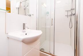 The Linden Leaf Rooms - Classy Studios