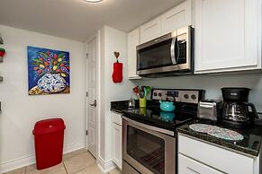 Laguna Reef Condos by VTrips