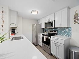 Laguna Reef Condos by VTrips