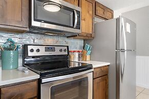 Laguna Reef Condos by VTrips