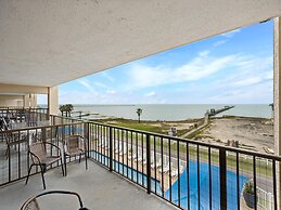 Laguna Reef Condos by VTrips