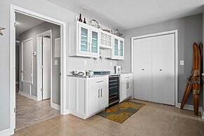 Laguna Reef Condos by VTrips