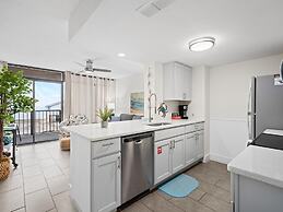 Laguna Reef Condos by VTrips