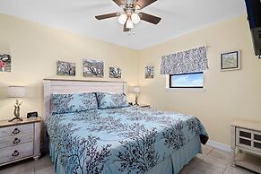 Laguna Reef Condos by VTrips