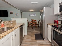 Laguna Reef Condos by VTrips