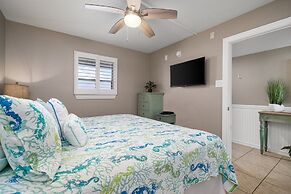 Laguna Reef Condos by VTrips