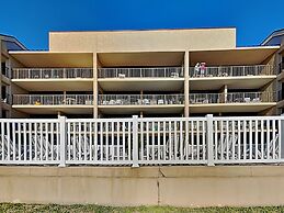 Laguna Reef Condos by VTrips