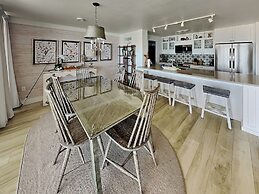 Laguna Reef Condos by VTrips