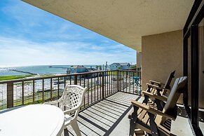 Laguna Reef Condos by VTrips