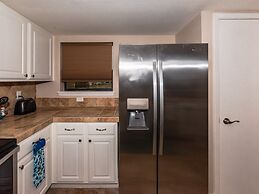 Laguna Reef Condos by VTrips