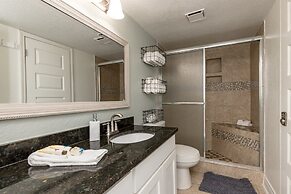 Laguna Reef Condos by VTrips