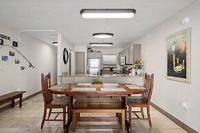 Laguna Reef Condos by VTrips