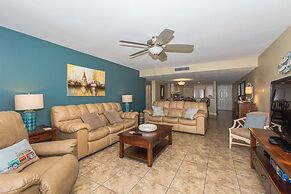 Laguna Reef Condos by VTrips