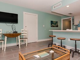 Laguna Reef Condos by VTrips