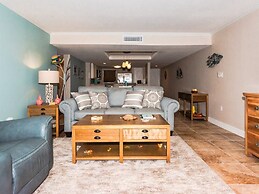 Laguna Reef Condos by VTrips