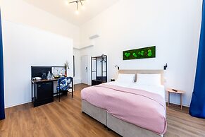 Adagio Downtown Rooms