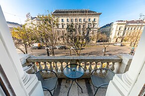 Adagio Downtown Rooms