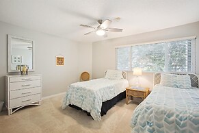 Oceanfront Gem: Elegant 3BR Condo in St. Augustine