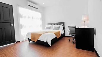 Garden Sentral Hotel