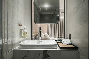 Spring's Rhapsody Hotel