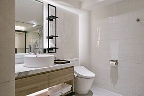 Spring's Rhapsody Hotel