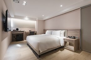 Spring's Rhapsody Hotel