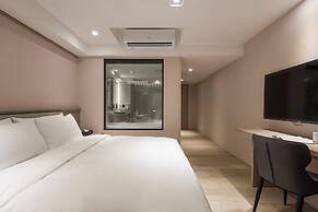 Spring's Rhapsody Hotel