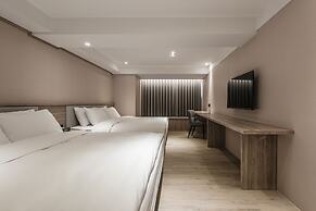 Spring's Rhapsody Hotel