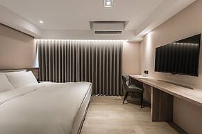 Spring's Rhapsody Hotel