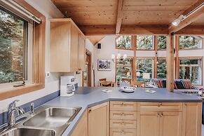 75sl - 2-bdrm - Loft - Sleeps 6 - Wifi - Pets Ok