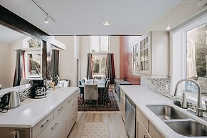 80mbr - Hot Tub - Wifi - BBQ - Wood Stove - Sleeps 7!