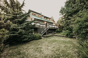 80mbr - Hot Tub - Wifi - BBQ - Wood Stove - Sleeps 7!