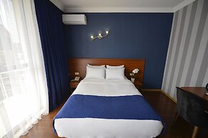 Aura Boutique Hotel