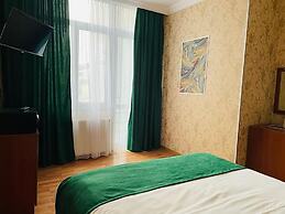 Aura Boutique Hotel